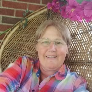 Meet your Posher, Christine